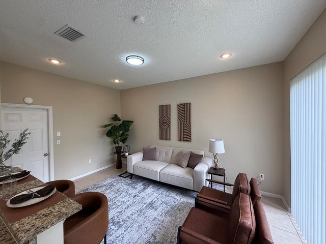 5203 Eagle Cay Place, Coconut Creek, FL 33073