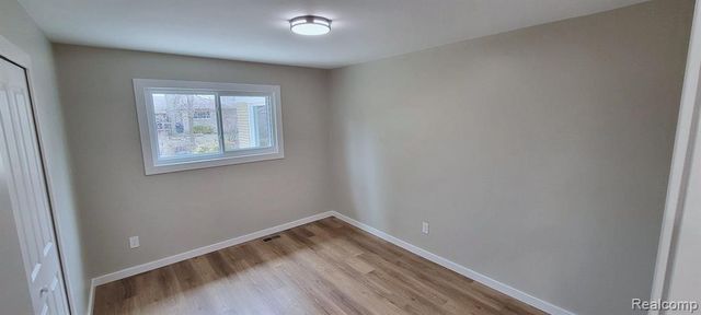 39284 Sunderland Drive, Clinton Township, MI 48038