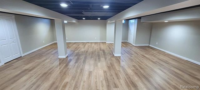 39284 Sunderland Drive, Clinton Township, MI 48038