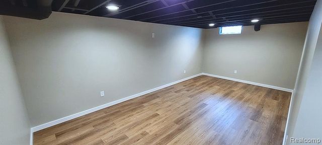 39284 Sunderland Drive, Clinton Township, MI 48038