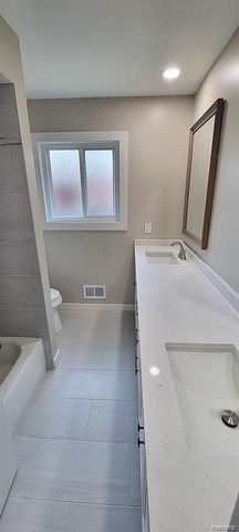 39284 Sunderland Drive, Clinton Township, MI 48038