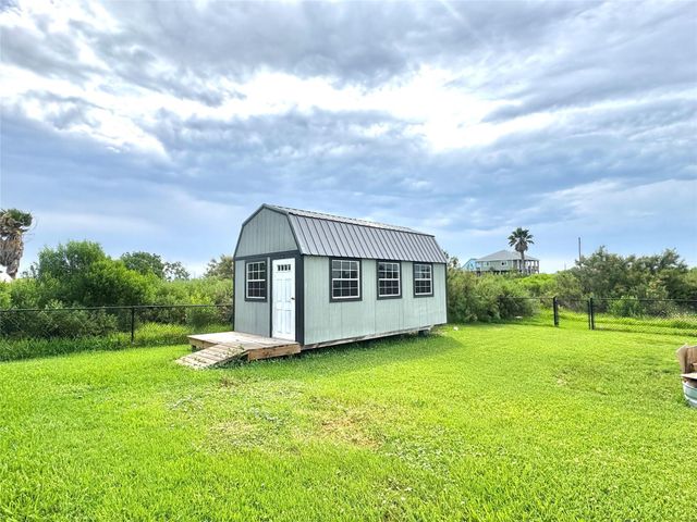 1314 Anderson Avenue, Port Bolivar, TX 77650