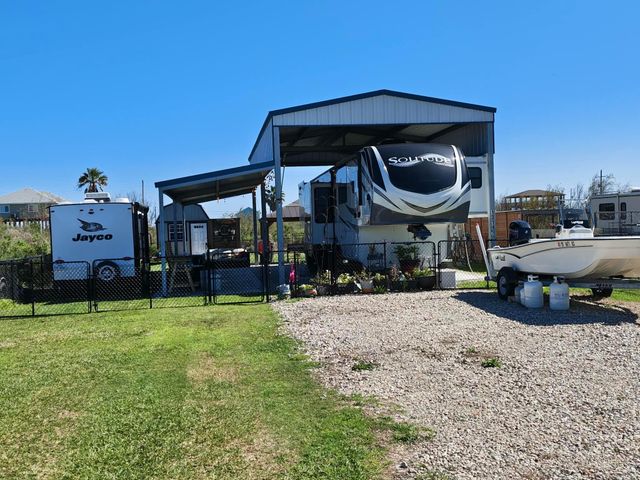 1314 Anderson Avenue, Port Bolivar, TX 77650