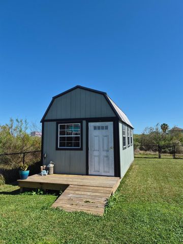 1314 Anderson Avenue, Port Bolivar, TX 77650