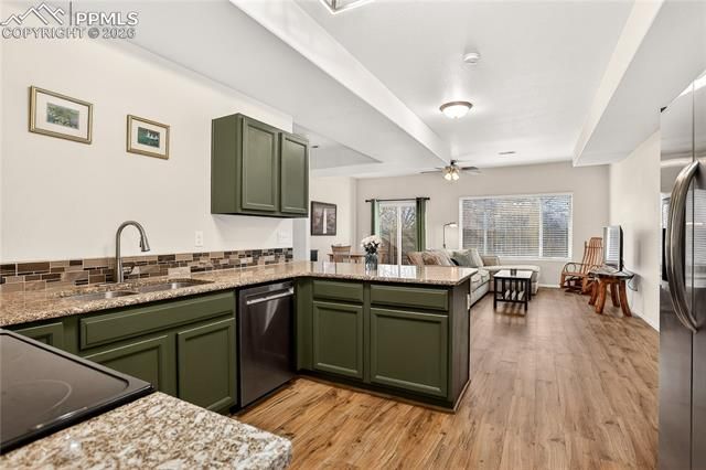 806 Red Thistle View, Colorado Springs, CO 80916
