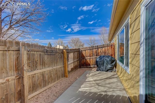 806 Red Thistle View, Colorado Springs, CO 80916