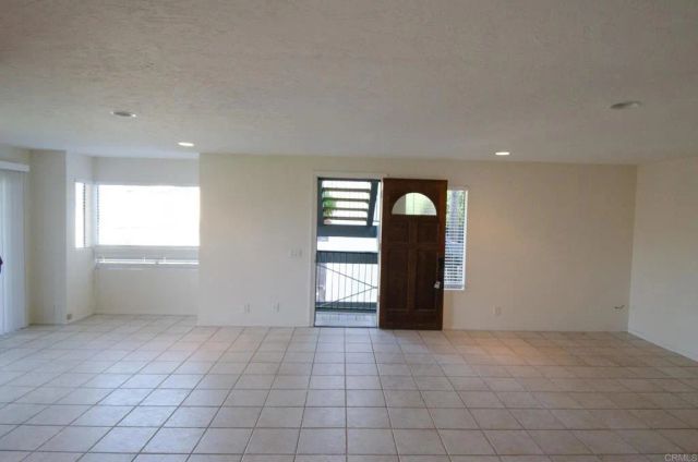 812 Kalpati Cir APT E, Carlsbad, CA 92008