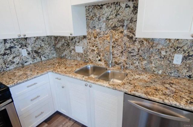 812 Kalpati Cir APT E, Carlsbad, CA 92008