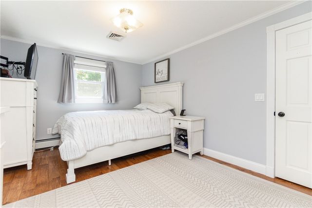 26 Sharon Parkway, North Smithfield, RI 02896