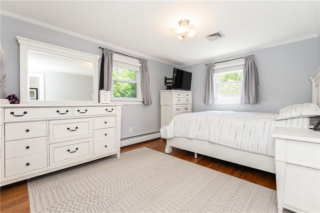 26 Sharon Parkway, North Smithfield, RI 02896