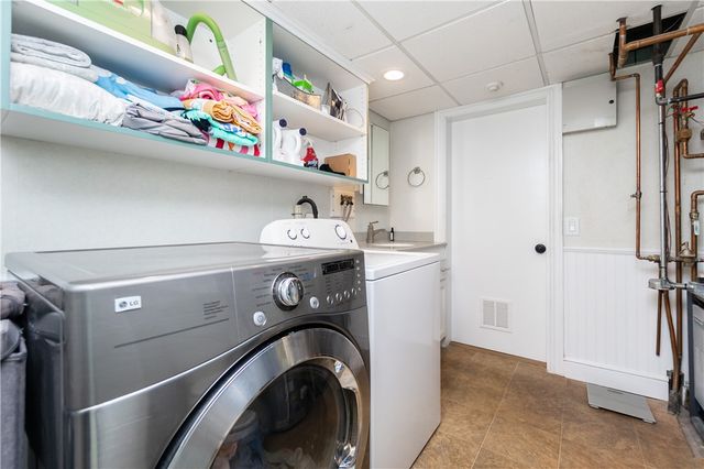 26 Sharon Parkway, North Smithfield, RI 02896