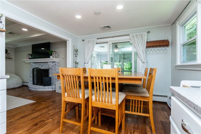 26 Sharon Parkway, North Smithfield, RI 02896