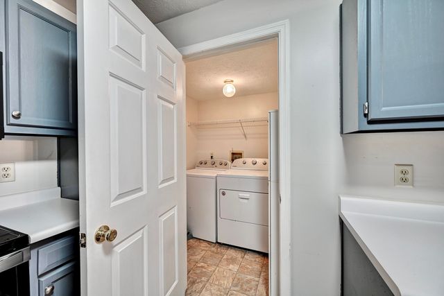 18 Highland Meadows Circle, 6, Highland Heights, KY 41076