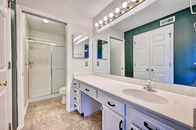 18 Highland Meadows Circle, 6, Highland Heights, KY 41076