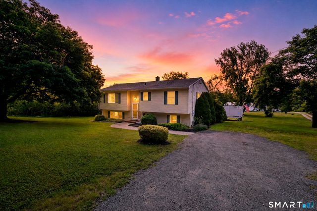 233 Kemp Road, Scotland, CT 06247