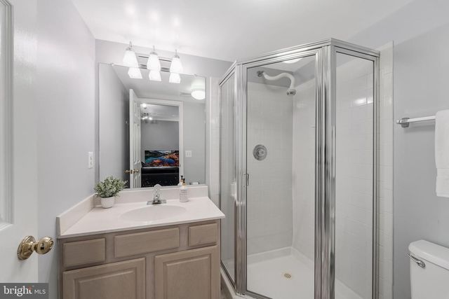 11515 WILD HAWTHORN CT, Reston, VA 20194