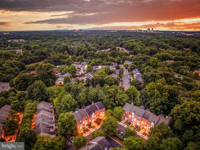 11515 WILD HAWTHORN CT, Reston, VA 20194