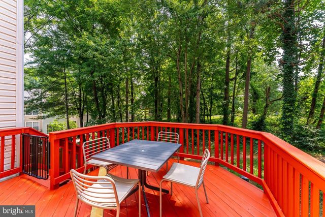 11515 WILD HAWTHORN CT, Reston, VA 20194