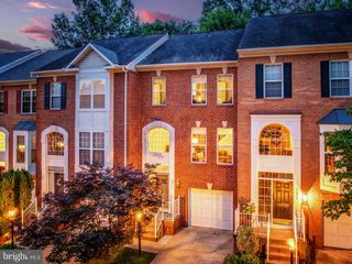 11515 WILD HAWTHORN CT, Reston, VA 20194