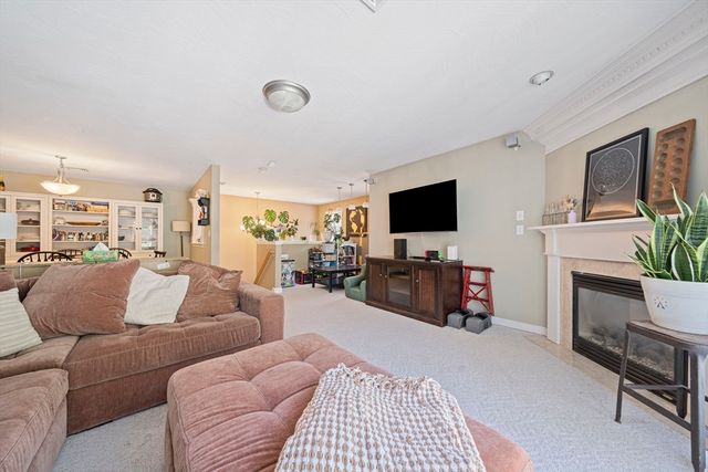 222 Tamarack Lane 222, Abington, MA 02351
