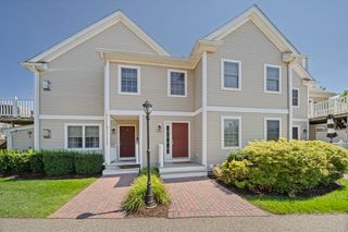 222 Tamarack Lane 222, Abington, MA 02351