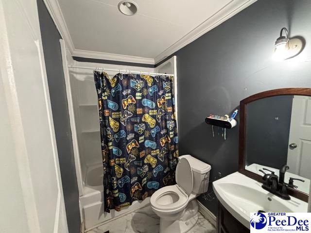 700 S 3rd Avenue, Dillon, SC 29536