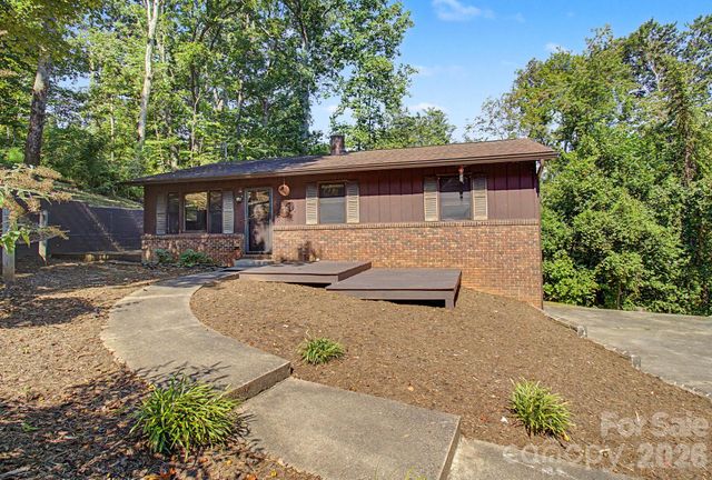21 Coffey Circle, Asheville, NC 28806