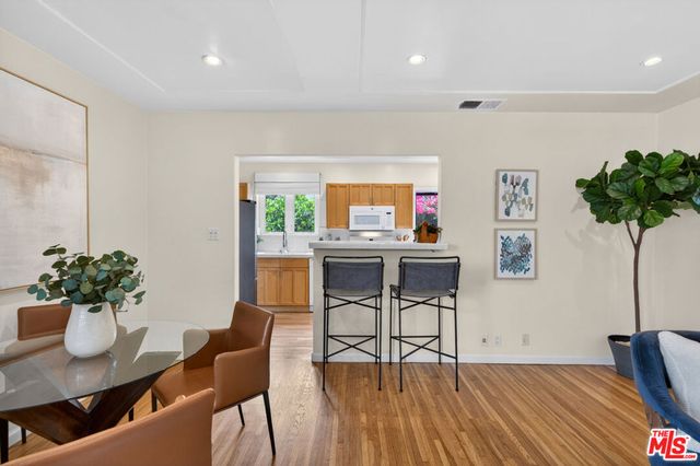2822 11th Street, Santa Monica, CA 90405