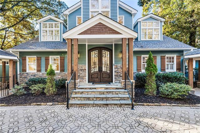 6111 Blackberry Lane, Buford, GA 30518