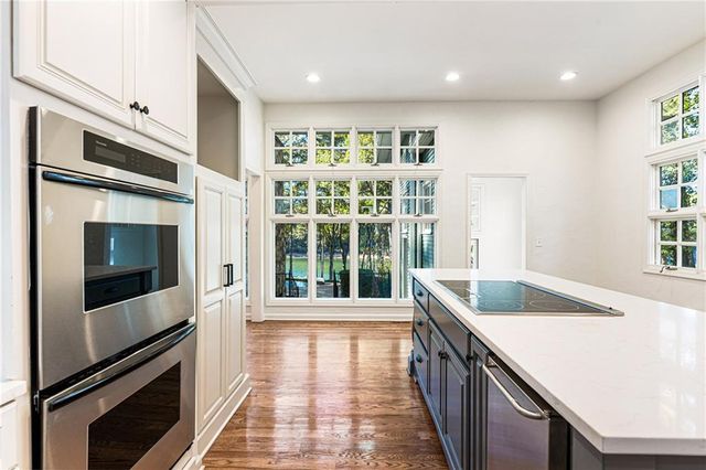 6111 Blackberry Lane, Buford, GA 30518