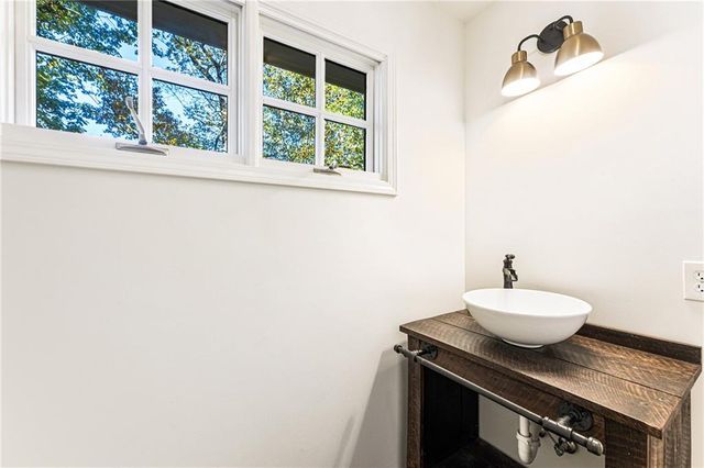 6111 Blackberry Lane, Buford, GA 30518