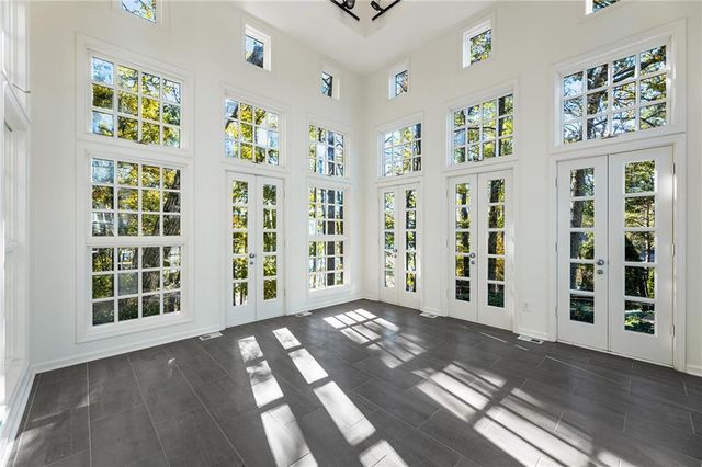 6111 Blackberry Lane, Buford, GA 30518