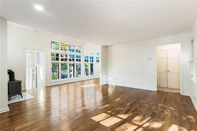 6111 Blackberry Lane, Buford, GA 30518