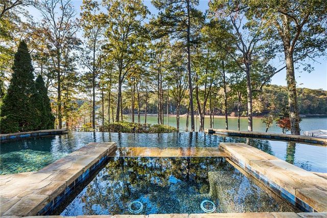 6111 Blackberry Lane, Buford, GA 30518