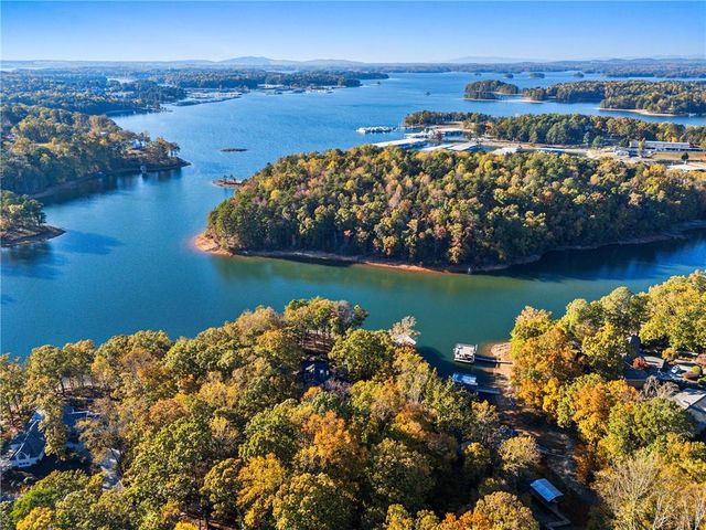 6111 Blackberry Lane, Buford, GA 30518