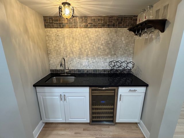 40 Portwine Road, Willowbrook, IL 60527