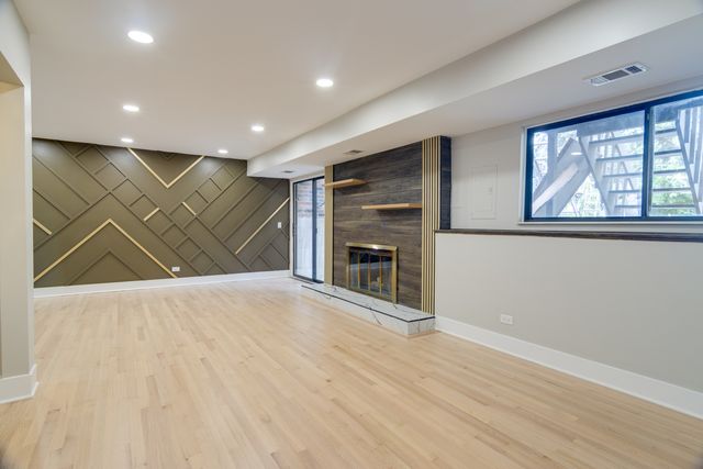 40 Portwine Road, Willowbrook, IL 60527