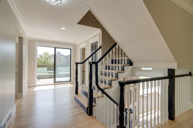 40 Portwine Road, Willowbrook, IL 60527