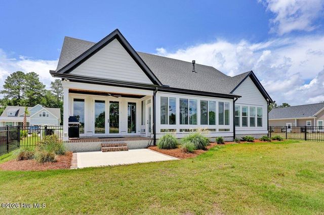 9162 Crossbill Drive, Leland, NC 28451
