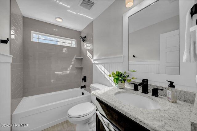 9162 Crossbill Drive, Leland, NC 28451