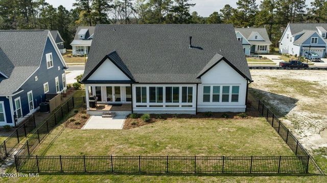 9162 Crossbill Drive, Leland, NC 28451