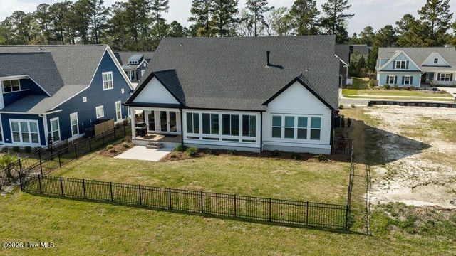 9162 Crossbill Drive, Leland, NC 28451