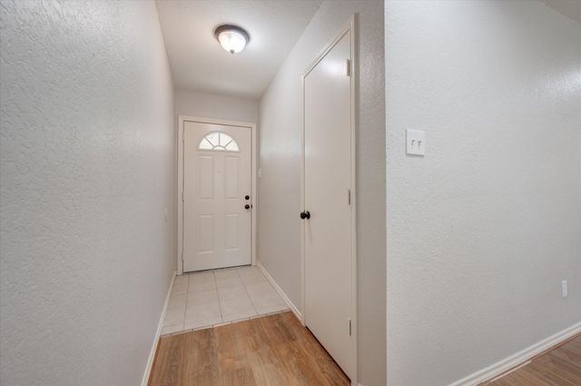 2319 Indigo Lane, Arlington, TX 76015