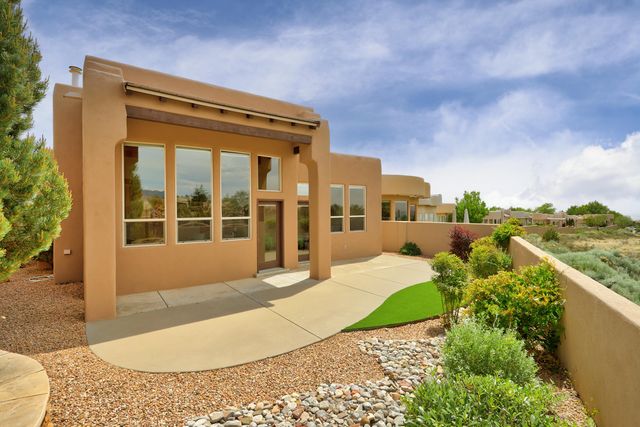 6315 Calla Lily Circle NE, Albuquerque, NM 87111