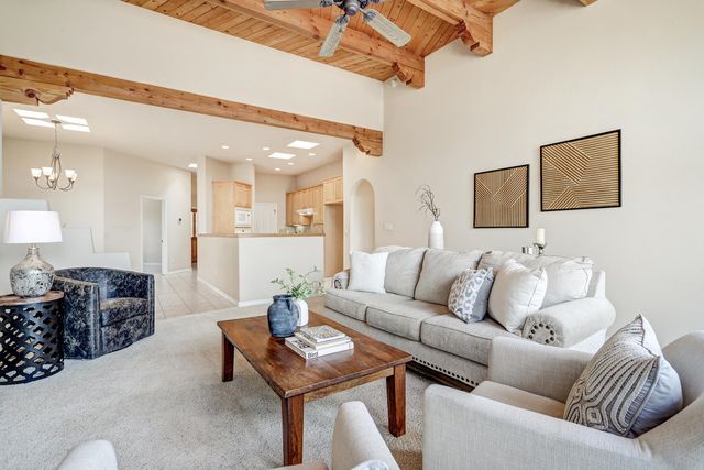 6315 Calla Lily Circle NE, Albuquerque, NM 87111