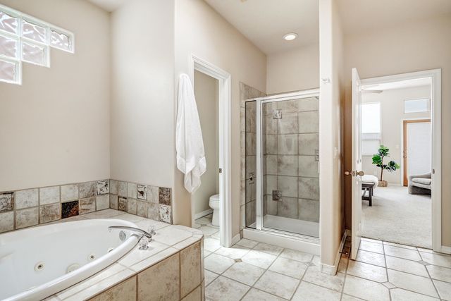 6315 Calla Lily Circle NE, Albuquerque, NM 87111