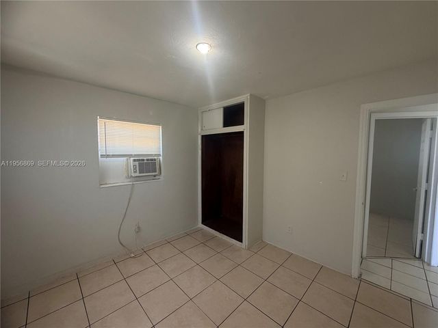 612 NW 14th Ave 1, Fort Lauderdale, FL 33311