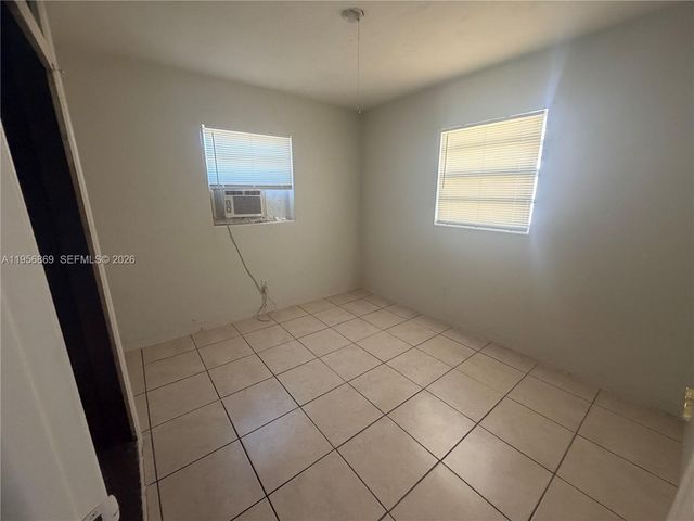 612 NW 14th Ave 1, Fort Lauderdale, FL 33311