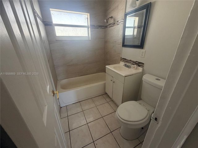 612 NW 14th Ave 1, Fort Lauderdale, FL 33311