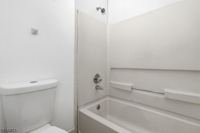 179 Columbia Ave 13, Passaic City, NJ 07055